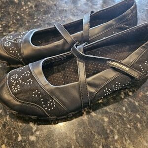 Sketchers shape ups black size 8.5